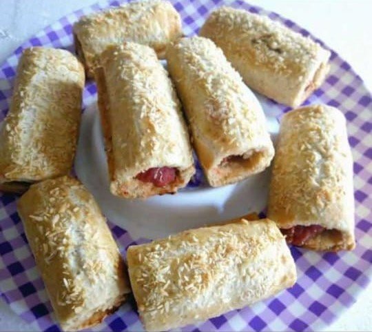 Coconut Flour Sausage Roll 4pcs