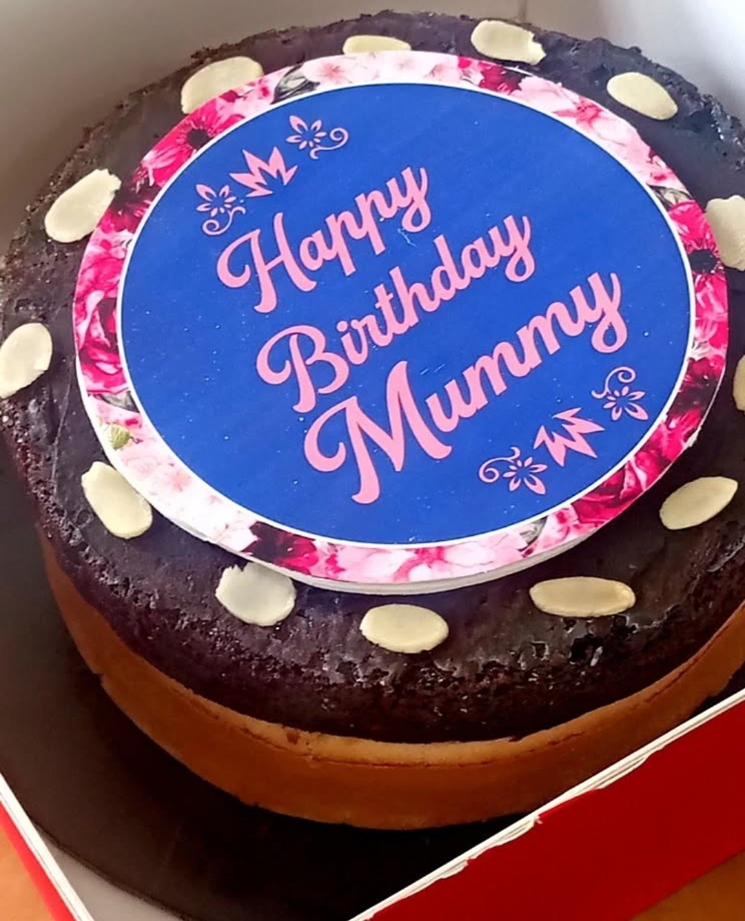 10inches Almond flour chocolate and vanilla cake